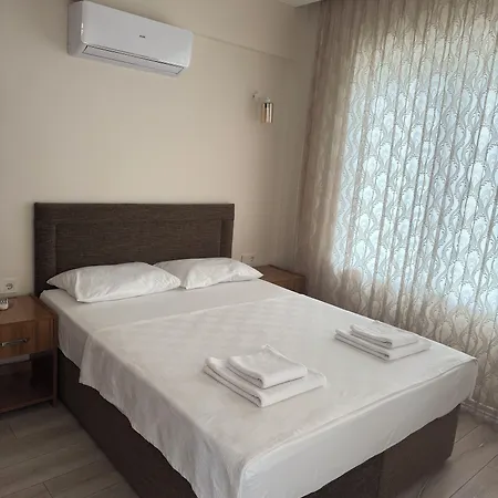 Apart Otel Christina