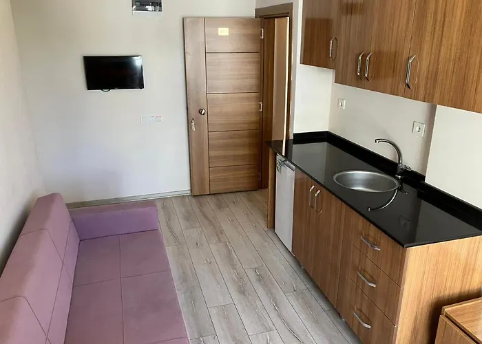 Hotel apartamentowy Christina 3*
